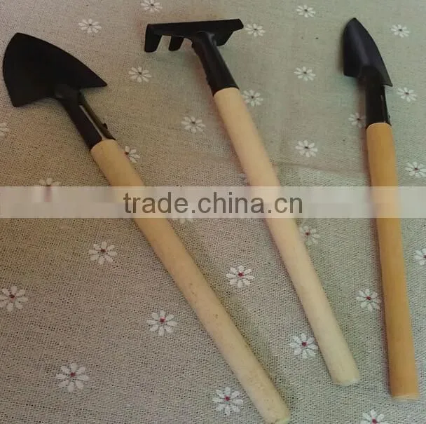 Russian style 3 in 1 mini garden tool set