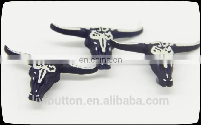 decoration painted color metal garment label, nice quality with OX-head logo zinc alloy garment label