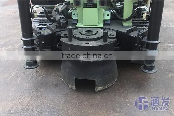 Durable at worksite!!HF485Y crawler type practical water well drilling rig