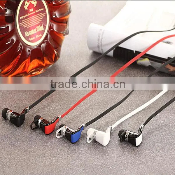 2015 In-ear earphone the latest style most popular sport earphone mp3 player and mobile phone earphone
