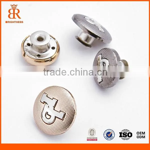 Embossed square snap button prong snap button