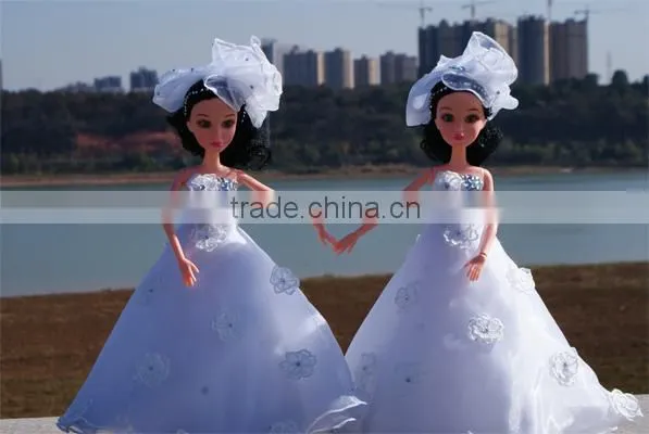 Colour Changing LED Light Toys / Festival Flashing Dolls / Night Light