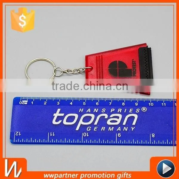 Mini keychain ice scraper