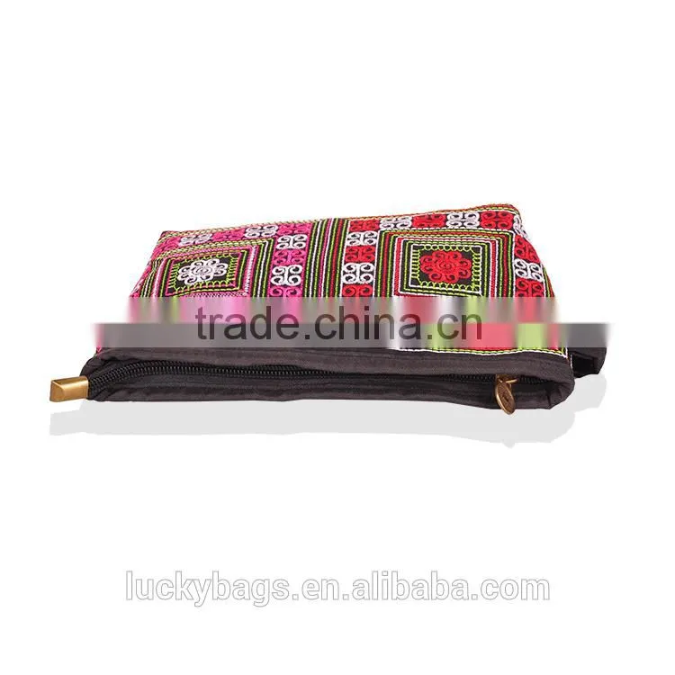 2015 new bag cotton canvas bag the miao embroidery handbag