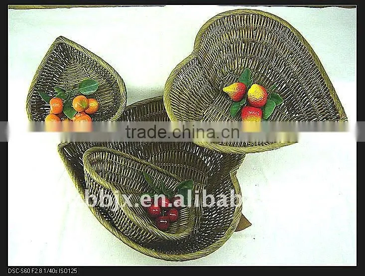Heart shaped rattan storage fruit salad decoration set of four