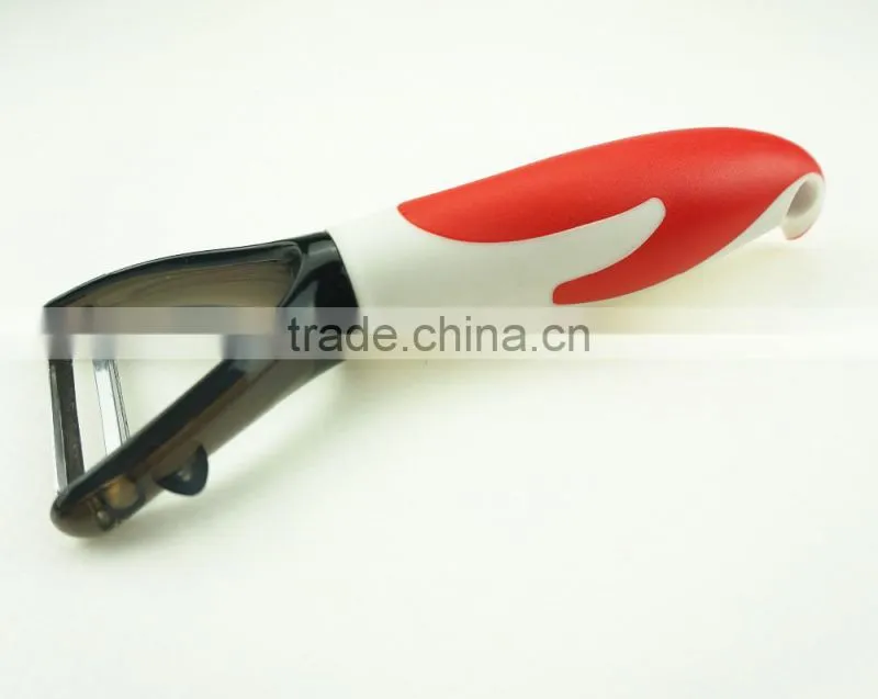 31015 New Penguin Handle Kitchen gadget peeler