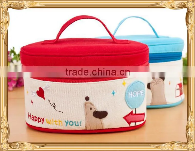 User-friendly comestic travel organizer bag set