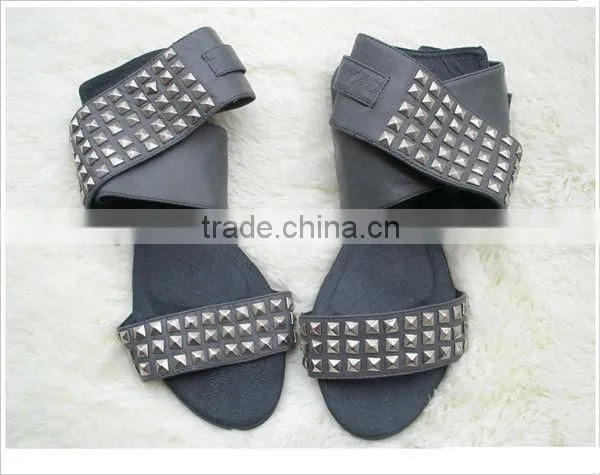 Wholesale claw studs, Gold Pearl Stud Metal Claw Beads for garment accessories