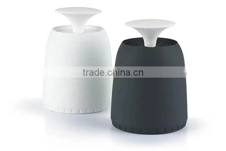 Unique Silicone Portable Bluetooth Speaker for All Smart phones with Line In Function