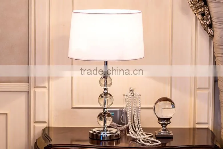 Concise modern design K9 crystal table lamp with fabric lampshade