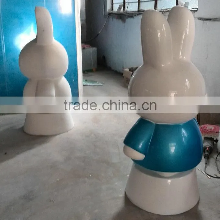 Outdoor or indoor FRP rabbit figurine