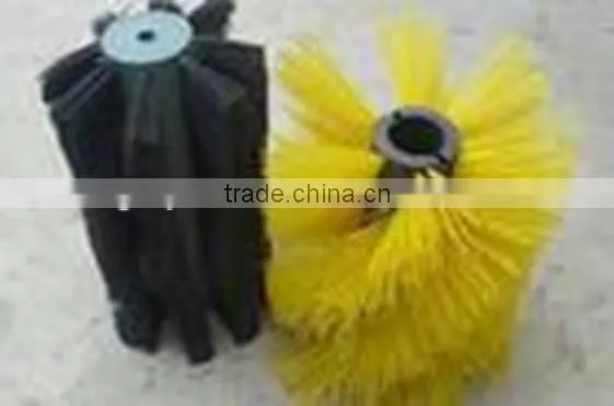 Road sweeper brush