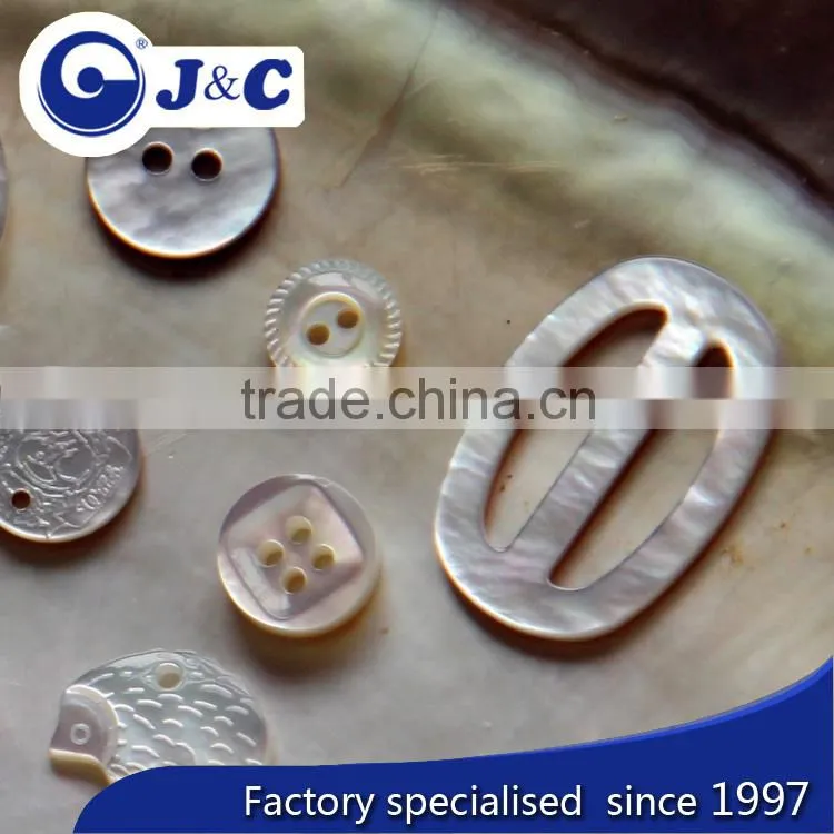 manufacture white mother of pearl shell buttons,MOP shell buttons, hedgehog shape MOP shell buttons