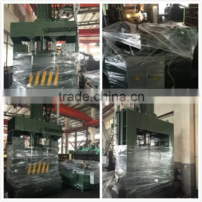 Manual hydraulic vertical used clothes baler