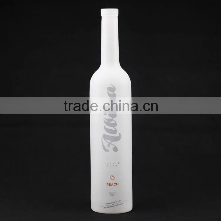 Custom made cheap printing Red lips bottle fancy brverage wine bottles crok cap frosted bottles