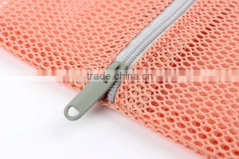 2016 hot selling Multipurpose clothes Storage Bag