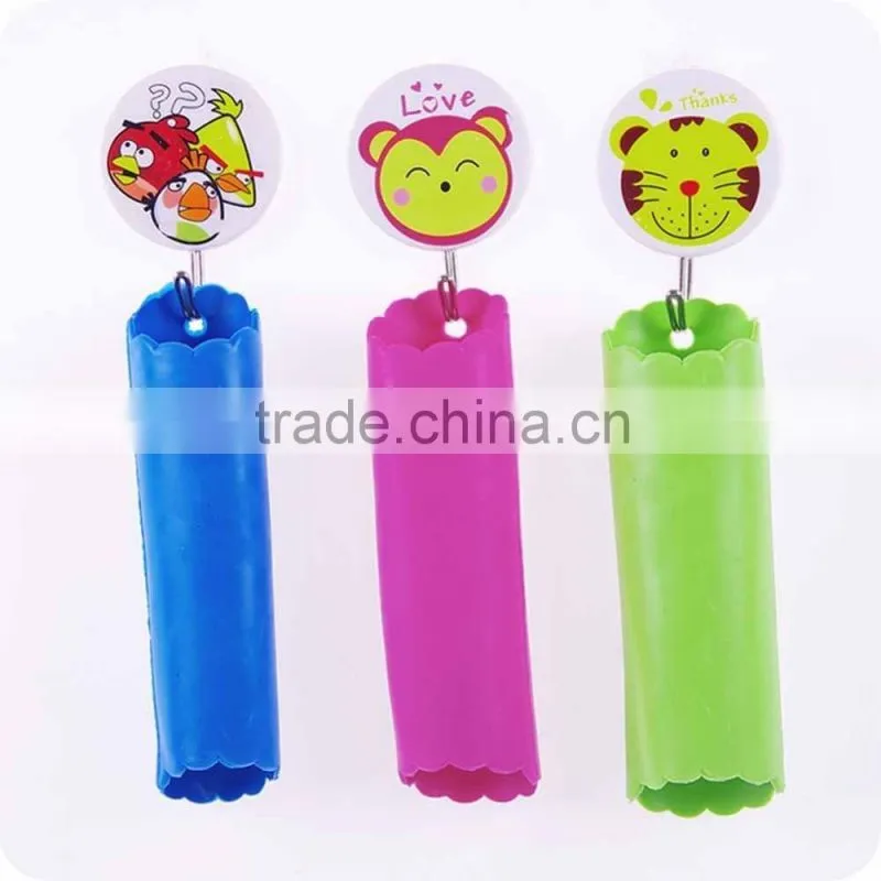 Creative kitchen utensils silicone garlic peeler