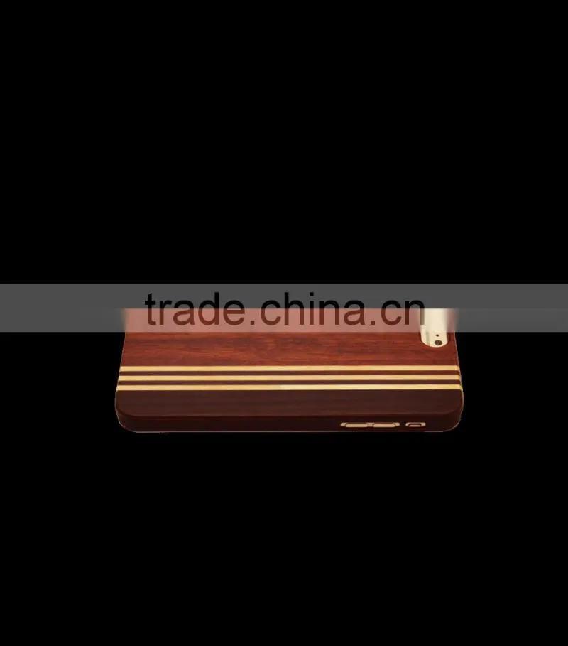 MOBILE PHONE CASE CUSTOMIZED in natural solid wood finish