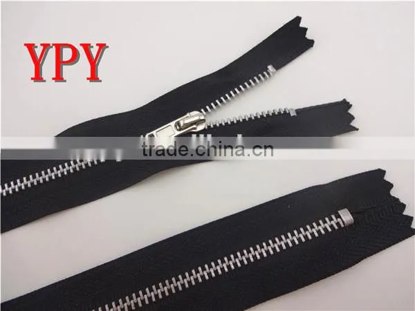 high quanlity cheap zippers