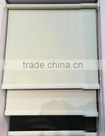 metallic fabric for automatic roller blinds