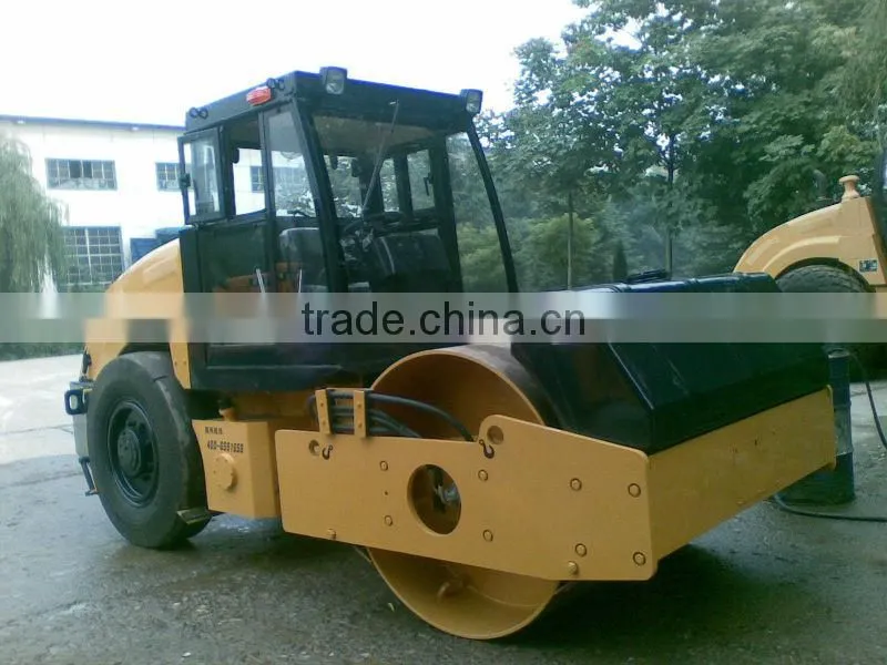 Tyre drive road roler, singel drum vibratory road roller