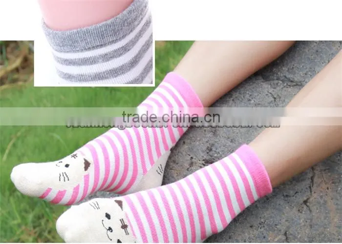 Wholesale Fashion Cat Cartoon Tube Stripe Sock