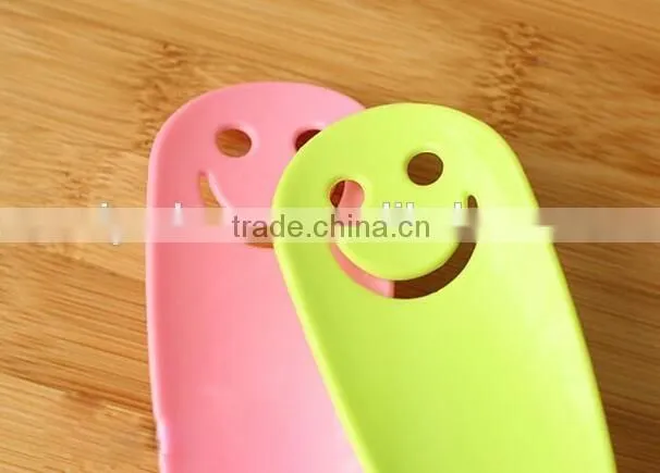 Colorful Printed Plastic Shoe Horns/plastic shoe horn/ custom shoe helpers