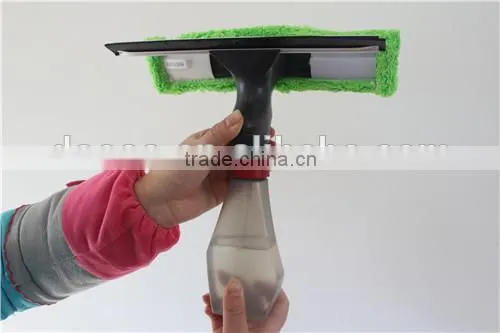 Green Spray Window wiper