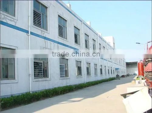 Drop hammer type suction fan for poultry