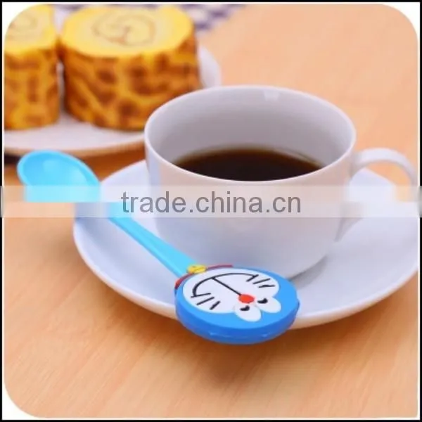 2015 wholesale high quality FOOD GRADE plastic spoons with cartoon decrotion supplier