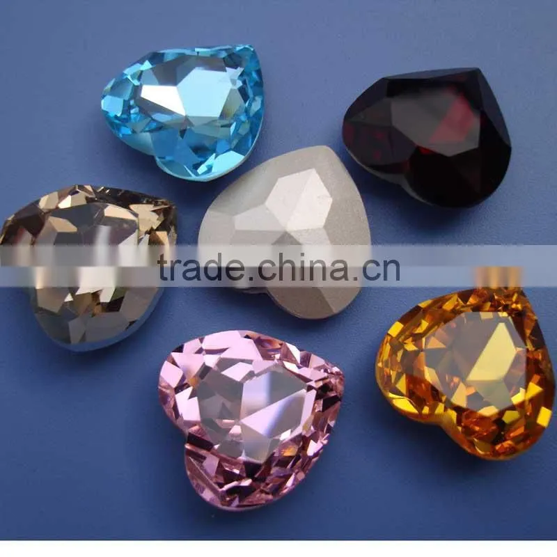 Factory price popular heart shape crystal glass bead with claw