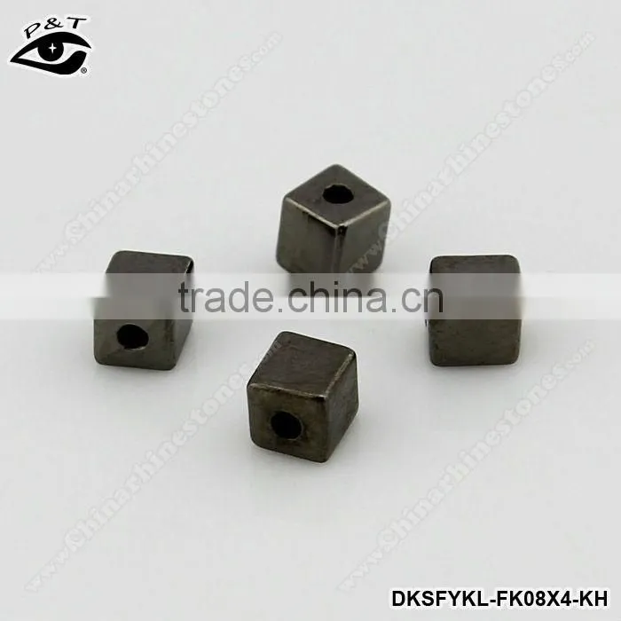 Square Studs gunmetal 8x4mm sew on suds for clothing