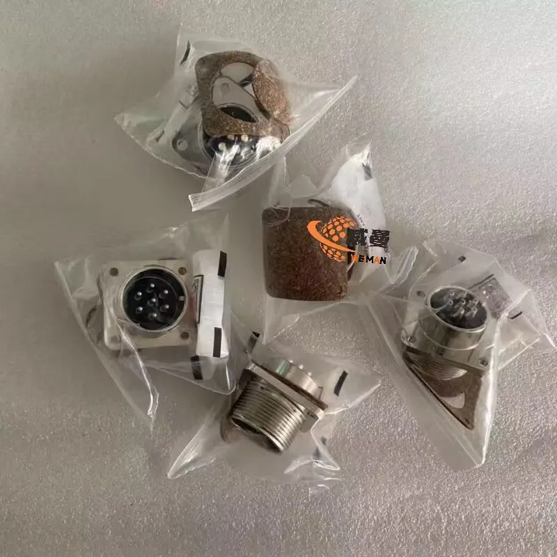 RM54426689-3