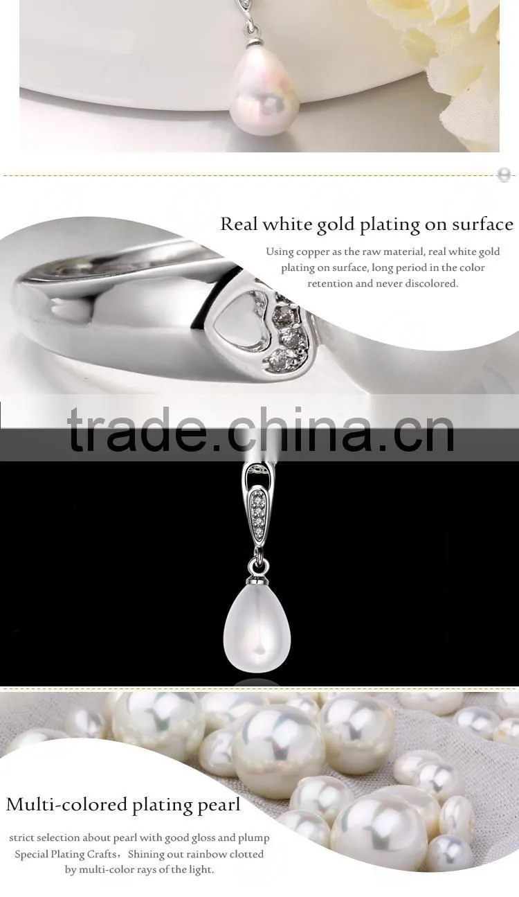 Unique Design Simple European Styles Platinum Fashion Zircon Charm Pendant