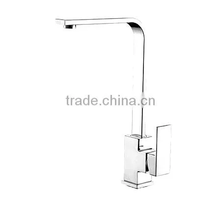 Durable retractable kitchen faucet modern design