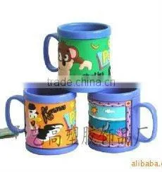 Directly supplier hot-selling plastic mug cup with soft pvc grip