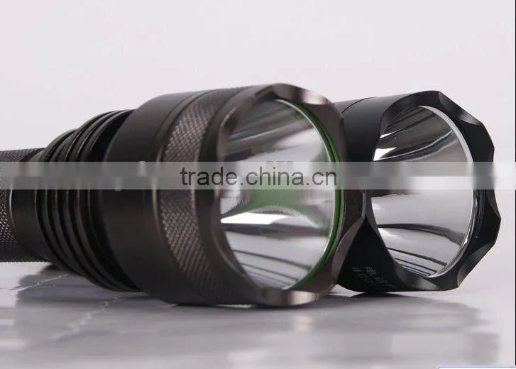 X5-T6 using XML-T6 light bright light flashlight