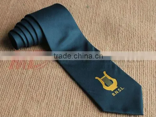 Souvenir for Graduation-Silk School Tie With Woven Stripe