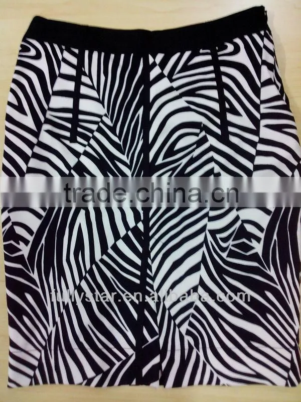 Lady's suit knee-length skirt