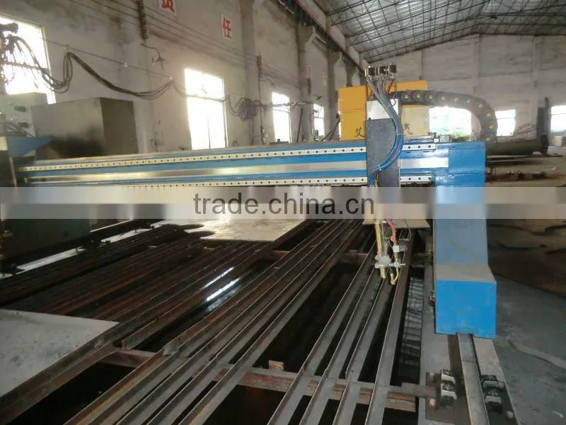 Export the hot dip galvanized power distritution poles