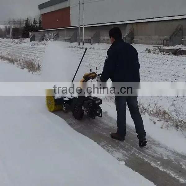 6.5 HP gasoline powered 60 cm snow sweeper