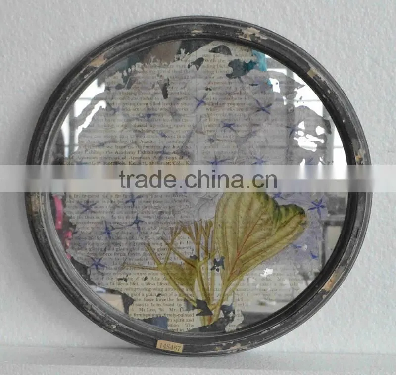 antique rural mirror printed with round frame