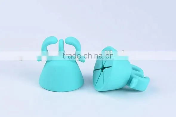 Popular soft silicone nail art tools finger cots holder