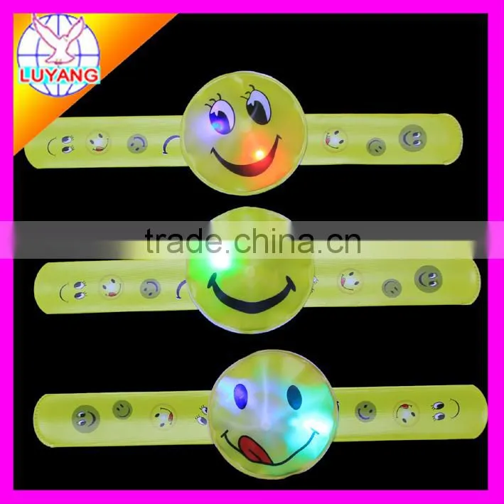 2015 LED soft pvc custom country flag slap bangle for promotion gift
