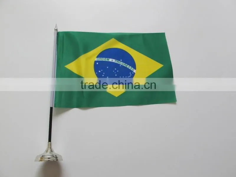 DecoratIve wholesales 170T polyester fabric small size Brazil table stand flag