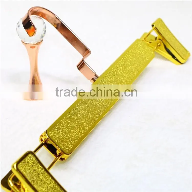 Luxury thin plastic adult hanger for pants display