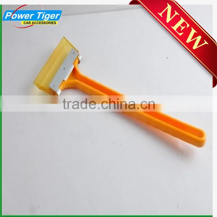 Hot sales Cowhellsn Car Snow Shovel