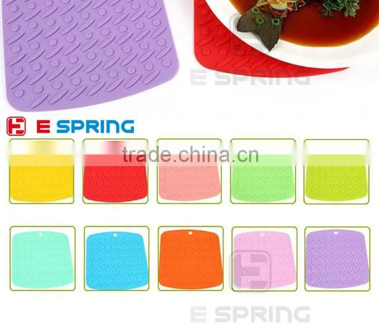 Professional factory price custom baking useful premium non-stick silicone baking mat cup holder pot holder