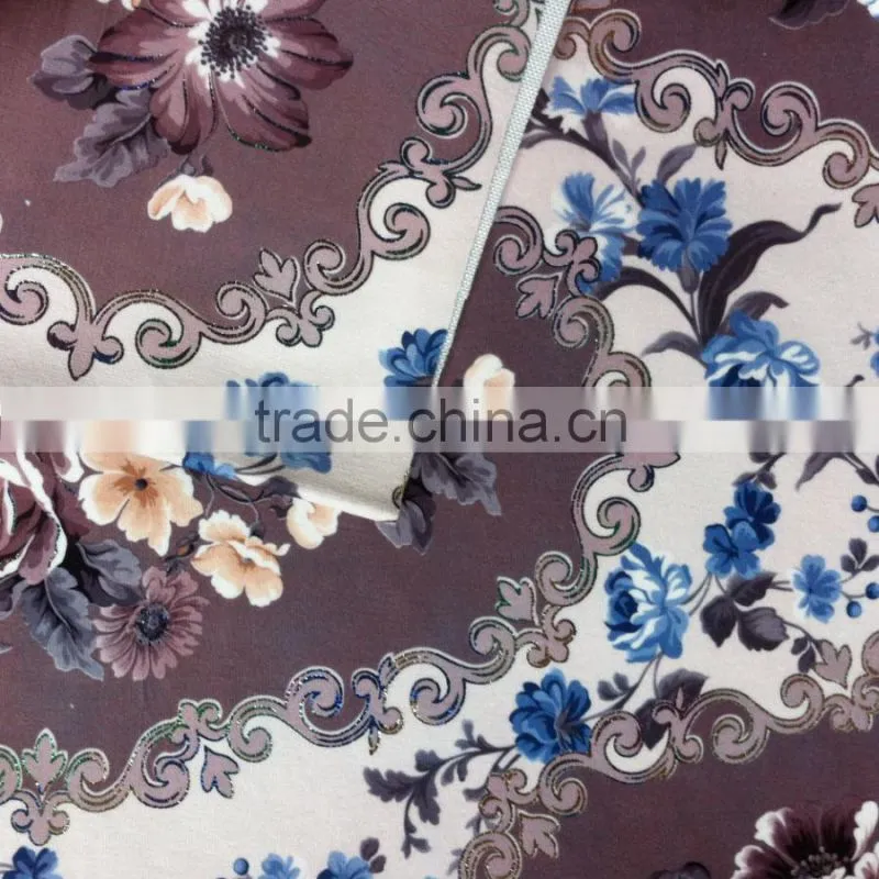 Foil printed fabric used for upholster