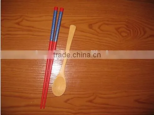 widely used bamboo chopsticks and spoon set